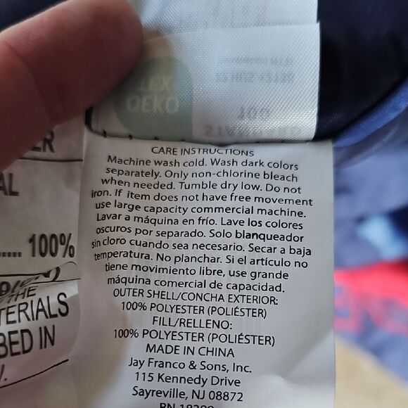 Spider-Man Kids Sheet & Comforter Set- Red and Blue - Picture 4 of 11